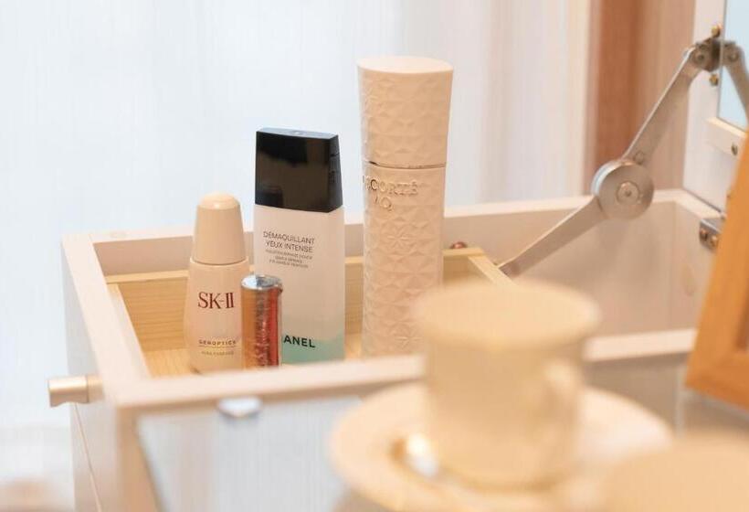 Osaka Sunshine Tower11