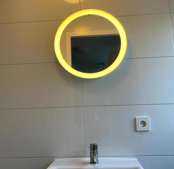 بنسيون New Delft Garden View Prins Room Delta