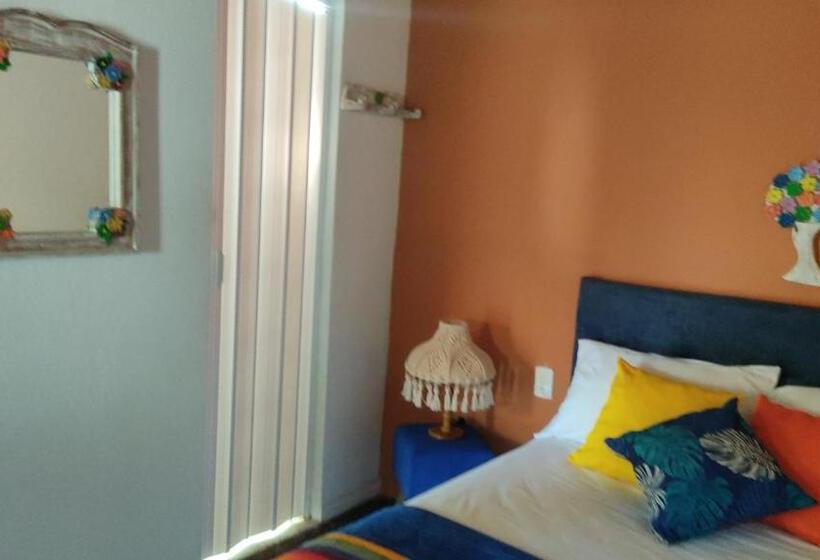 膳宿费 Cantinho Shirloca