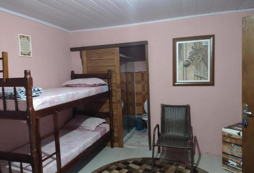 펜션 Rancho Velho Tropeiro