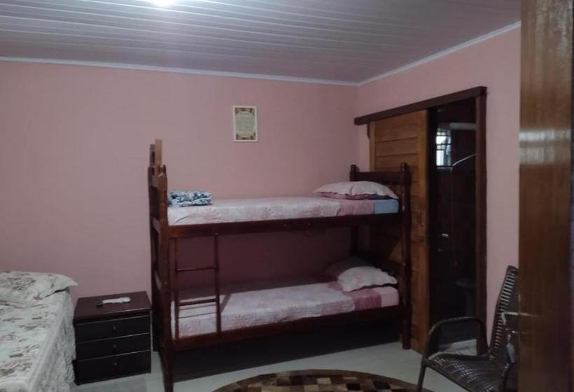 펜션 Rancho Velho Tropeiro