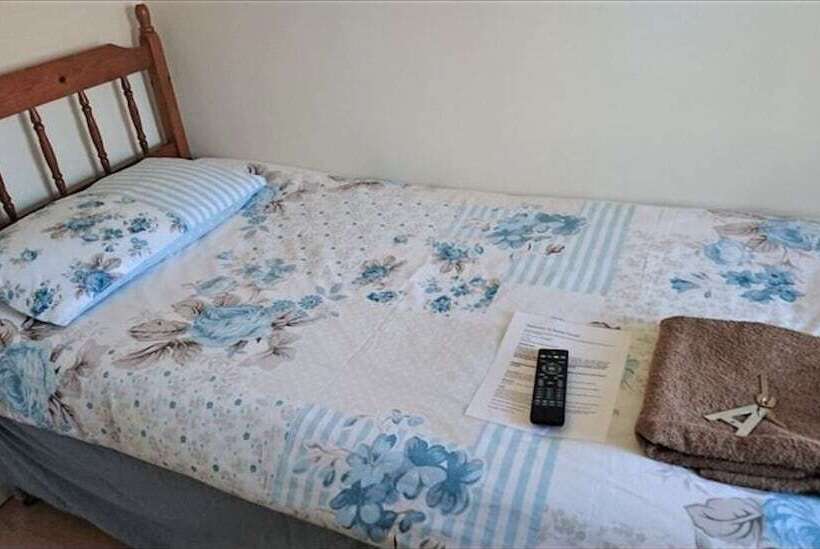 膳宿费 Room In Guest Room   Tiny Single Shared Bathroom Room Ssbyr