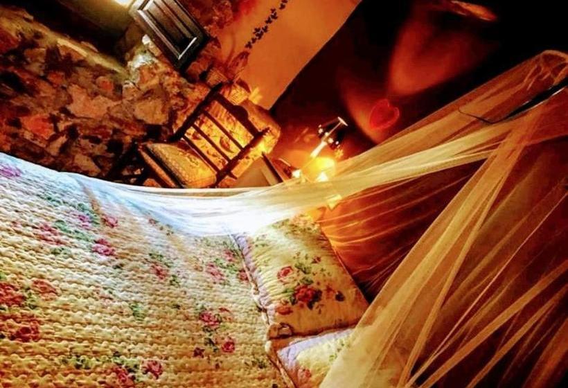 بنسيون Room In Lodge   Getaway To Cuenca At La Quinta De Malu