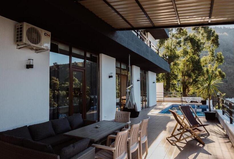 پانسیون Villa Evkalipt Kvariati