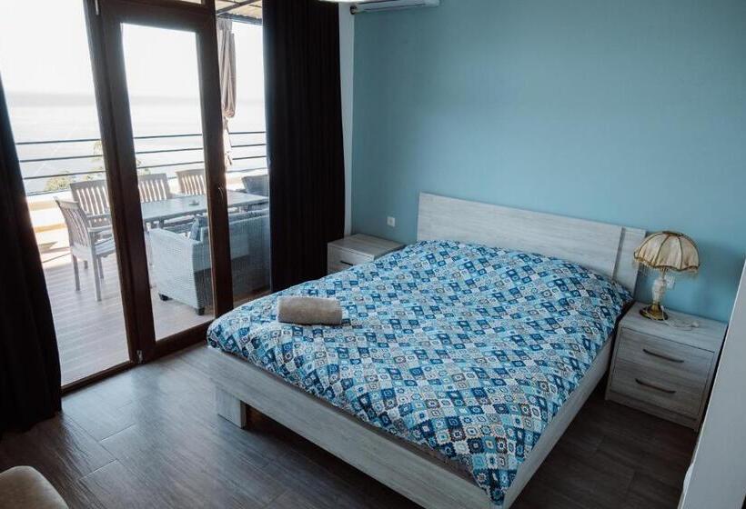 پانسیون Villa Evkalipt Kvariati