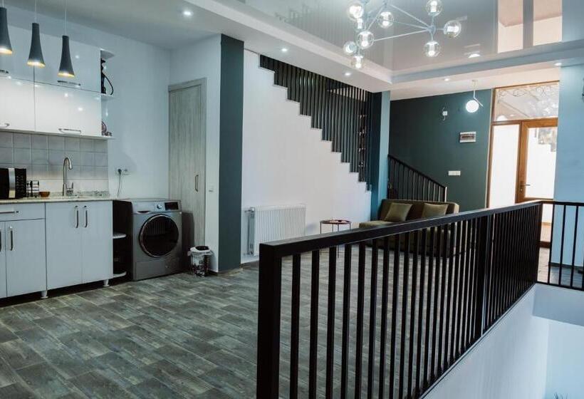 پانسیون Villa Evkalipt Kvariati