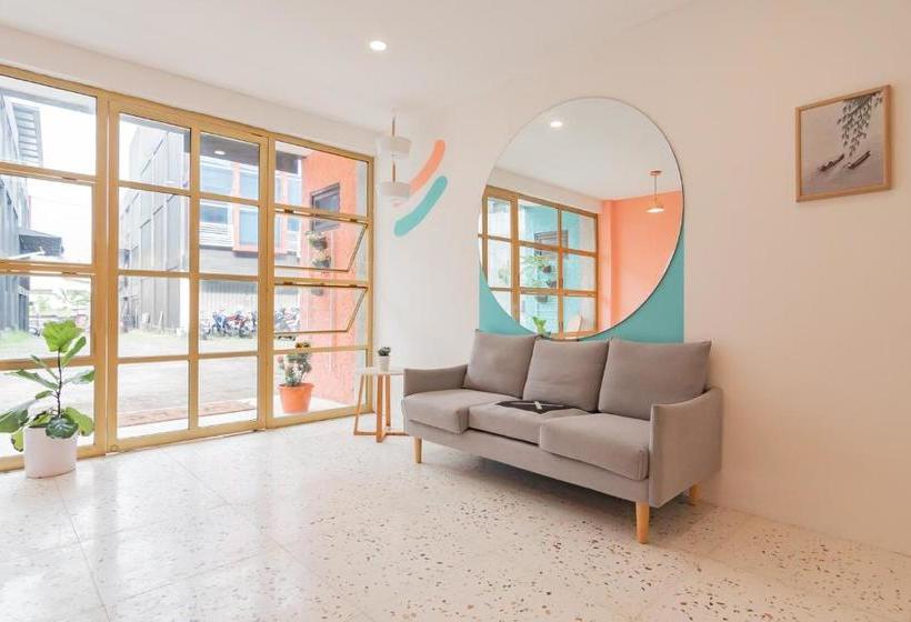 Sans Hotel Andalucia Pasteur Bandung