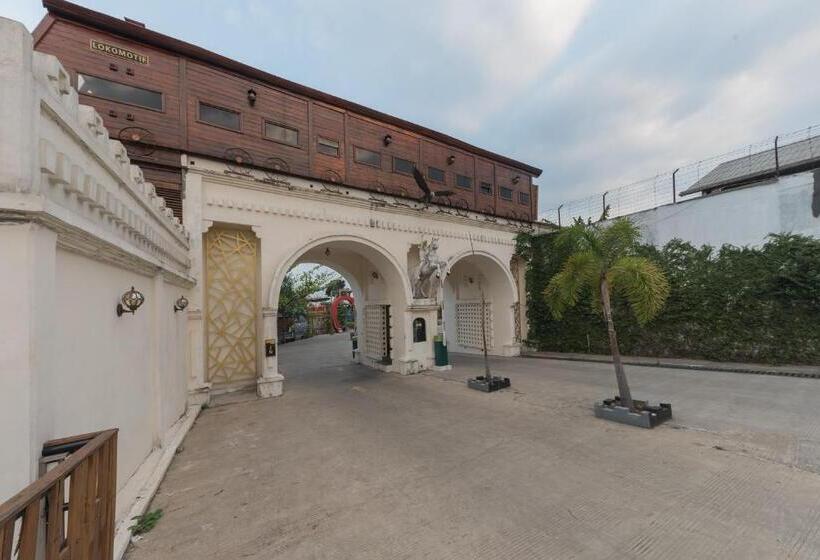 Urbanview Hotel Cianjur City Park By Reddoorz