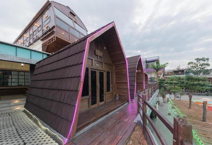 Urbanview Hotel Cianjur City Park By Reddoorz