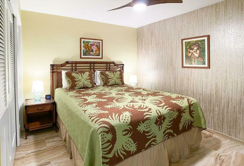 Waiohuli Beach Hale D227   Aloha La I   Oceanfront/1b1b/wifi/ac/cable/pool/extras