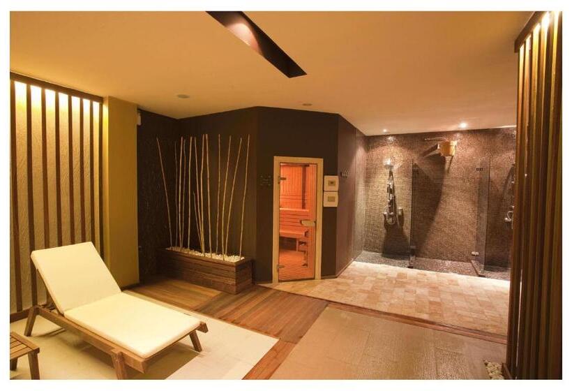 Aparthotel Regina Mare