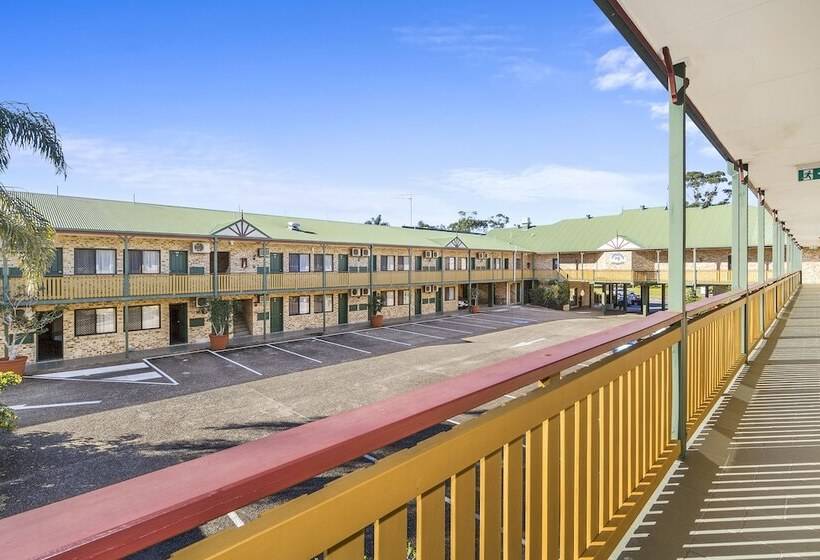 Bayswater Tweed Motel