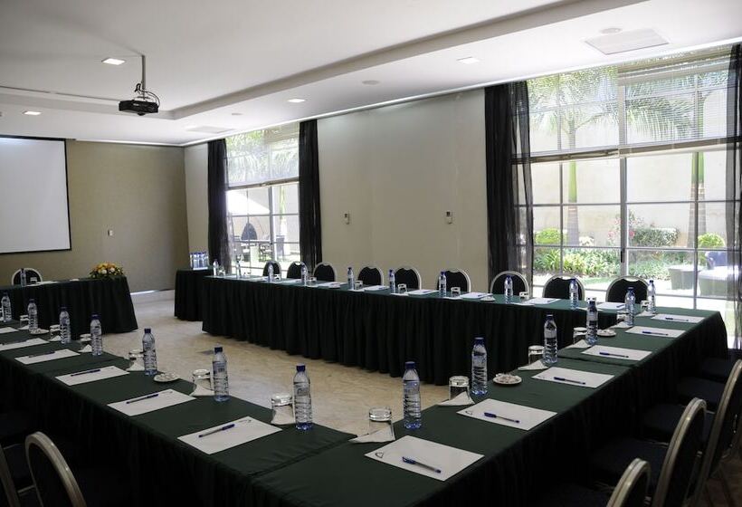 ホテル Afrin Prestige