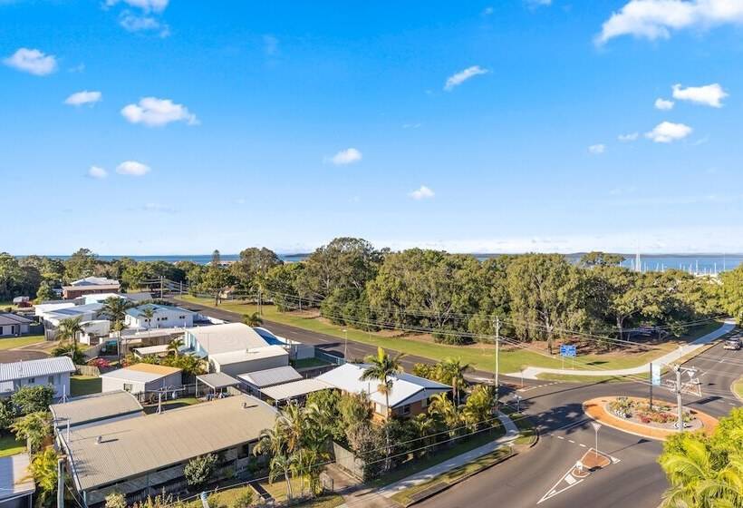 בית מלון כפרי Akama Resort