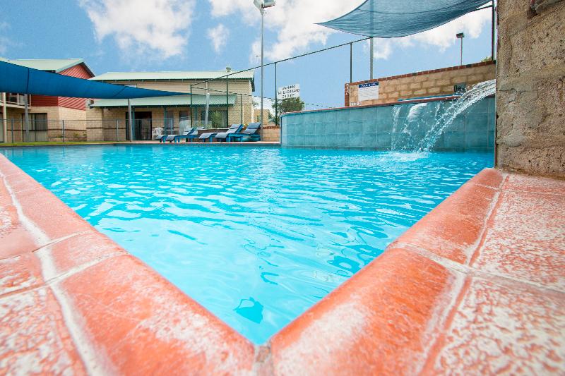 בית מלון כפרי Amalfi Resort