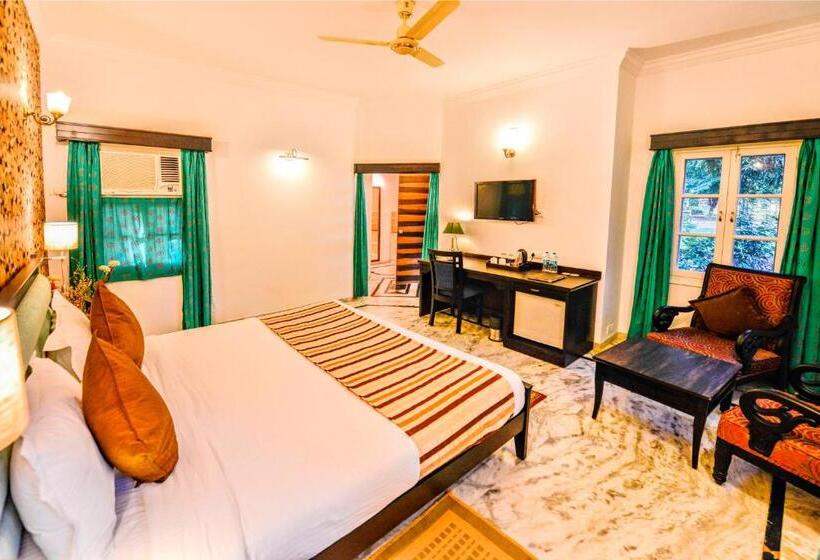 هتل Amantra Shilpi Resort & Spa Udaipur