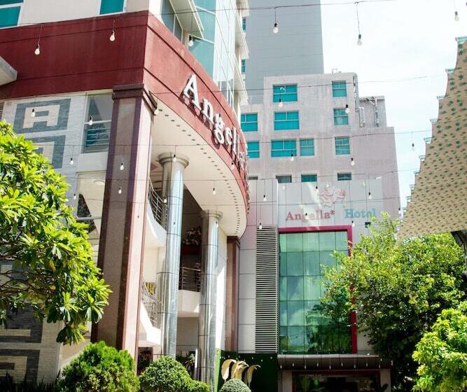 هتل Angella