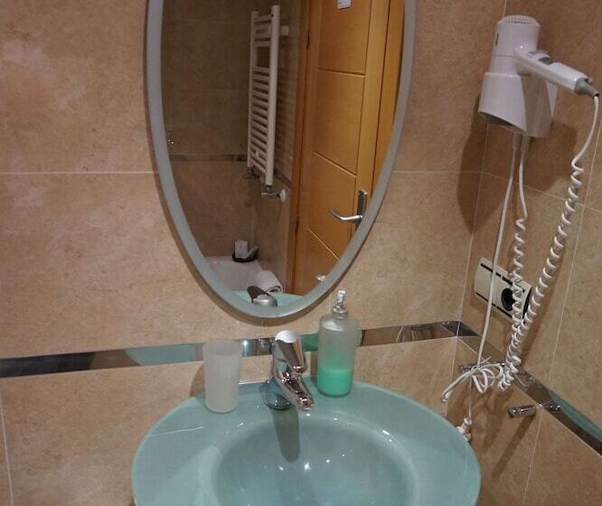 ホテル Arganzón Plaza