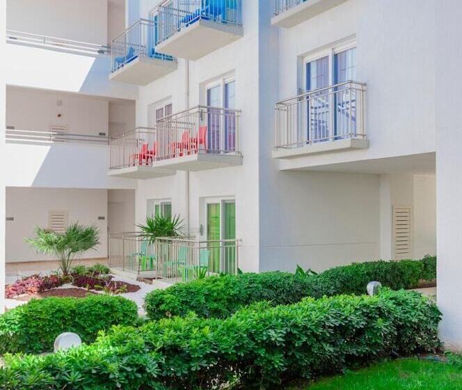 فندق Armonia Holiday Village & Spa