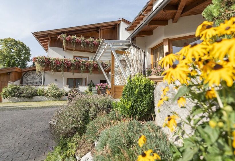 ホテル Arnika Garni