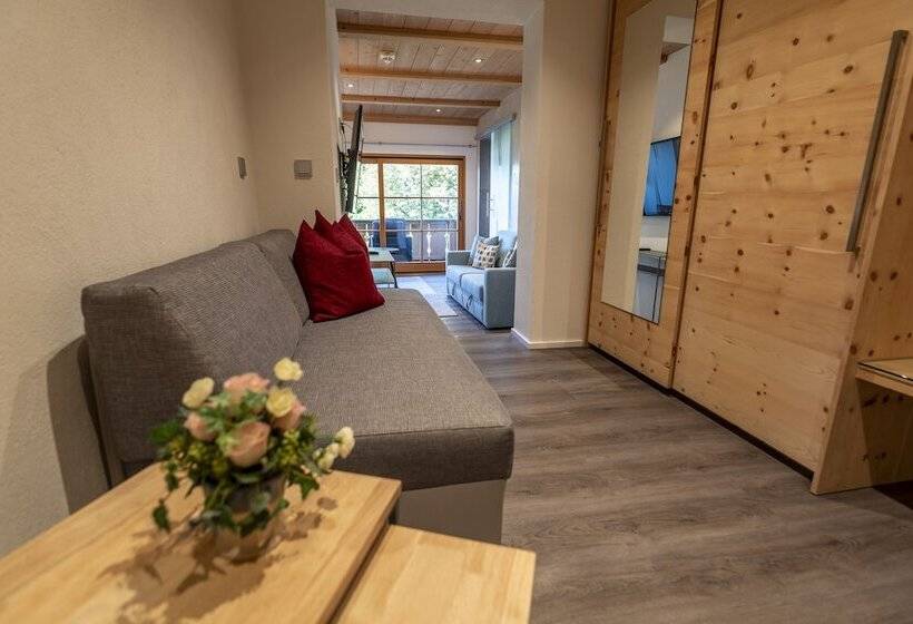 ホテル Arnika Garni