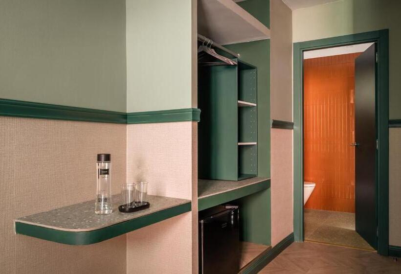 Отель Bypillow Twenty