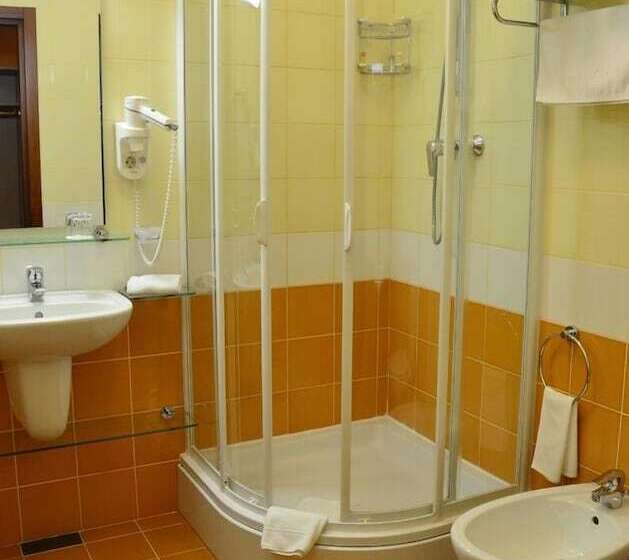 فندق Aurora Premier