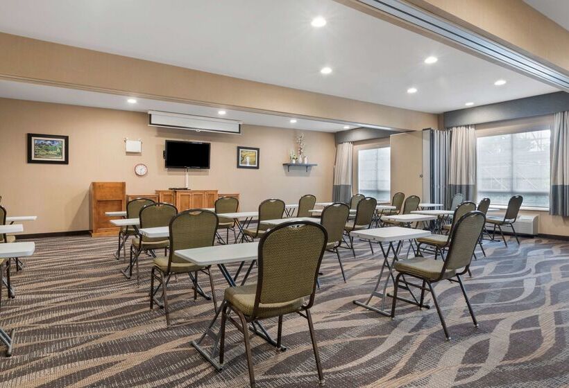 Best Western Plus Saint John Hotel & Suites