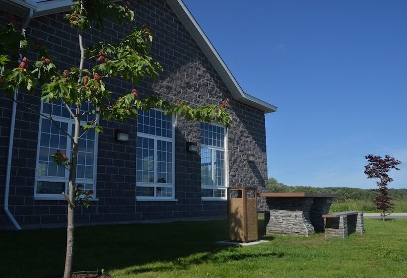 Best Western Plus Saint John Hotel & Suites