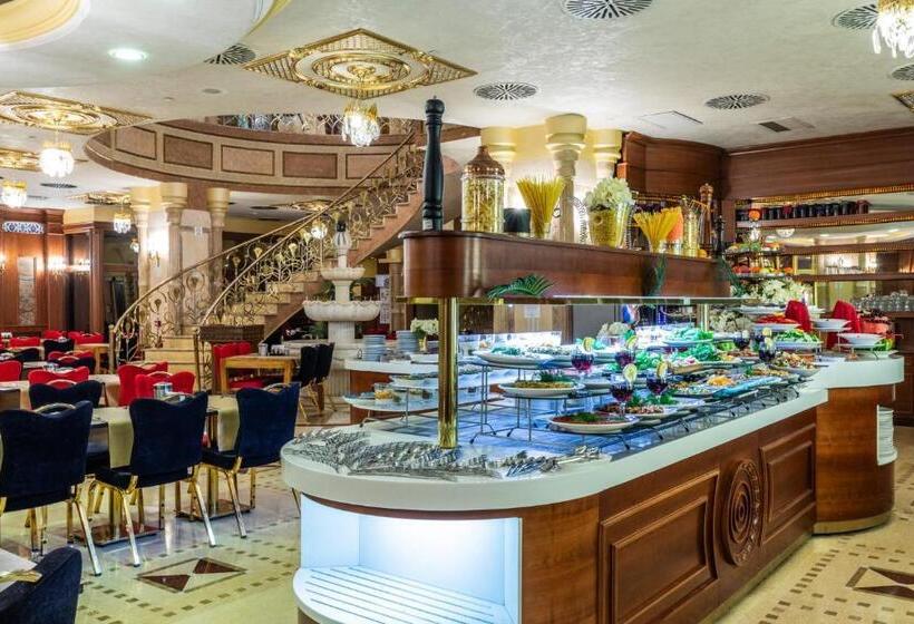 هتل Wyndham Istanbul Old City