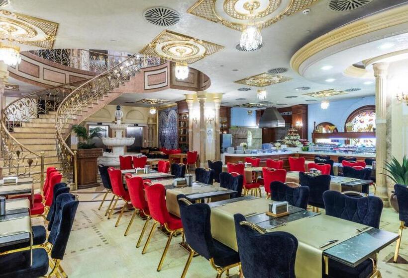 هتل Wyndham Istanbul Old City