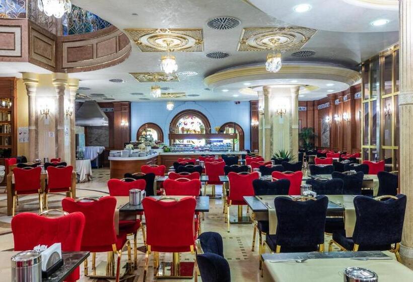 هتل Wyndham Istanbul Old City