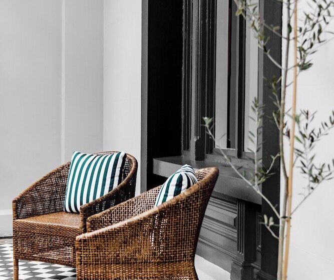 בית מלון כפרי Challis Potts Point