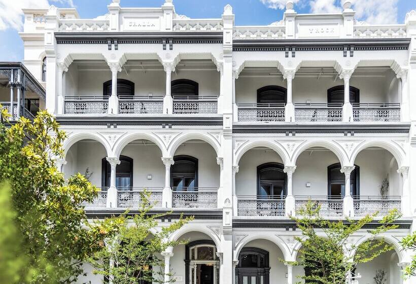 هتل Challis Potts Point