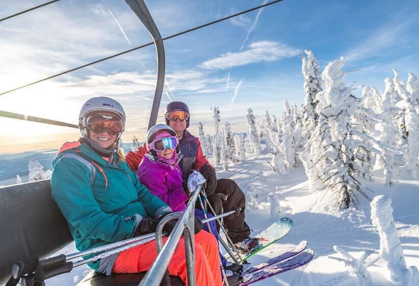 فندق Chateau Big White