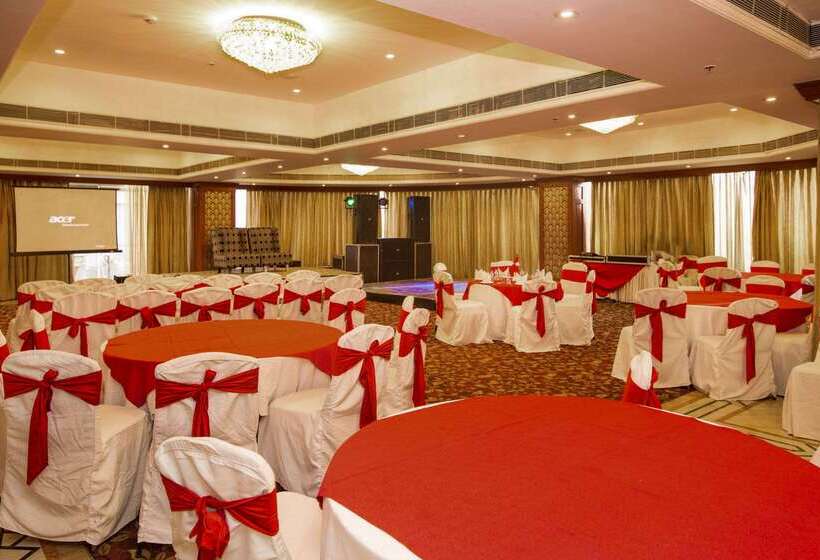 ホテル Clarion Bella Casa At Airport