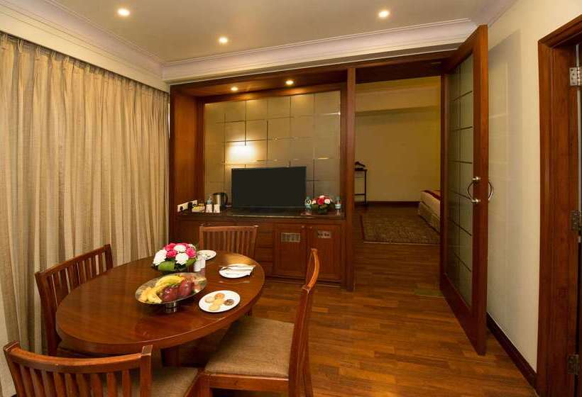 ホテル Clarion Bella Casa At Airport