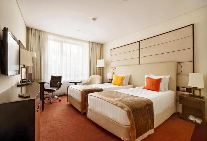 هتل Crowne Plaza Moscow Tretyakovskaya, An Ihg