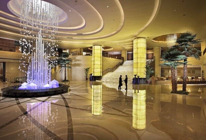 هتل Crowne Plaza Yantai Sea View, An Ihg