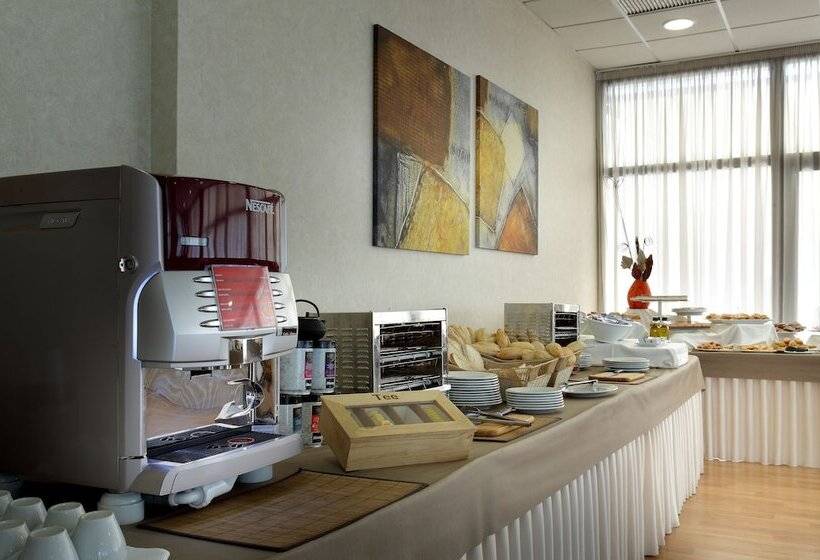 酒店 Exe Sevilla Palmera