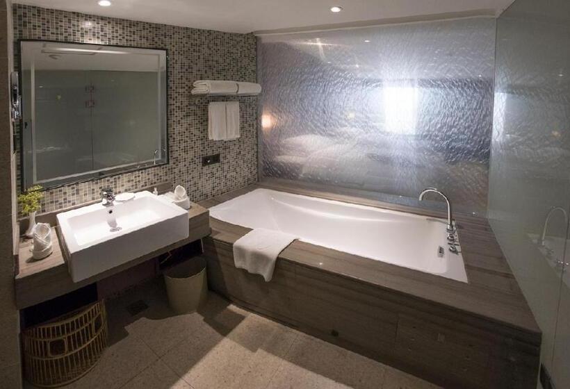 هتل Fulitai International