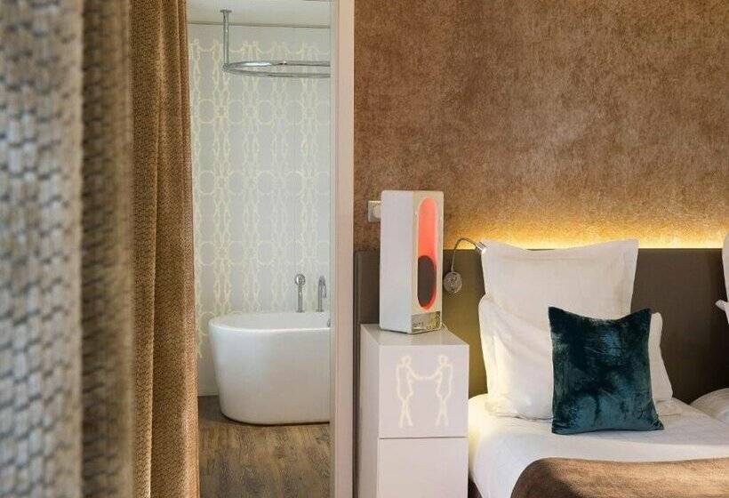 ホテル Gabriel Paris