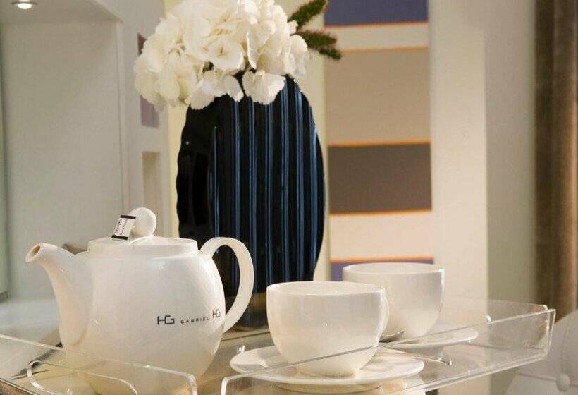 ホテル Gabriel Paris