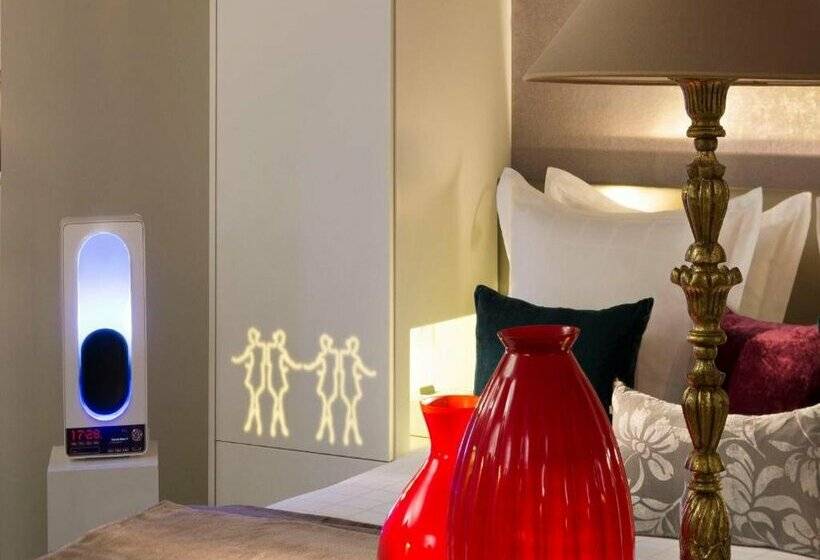 ホテル Gabriel Paris