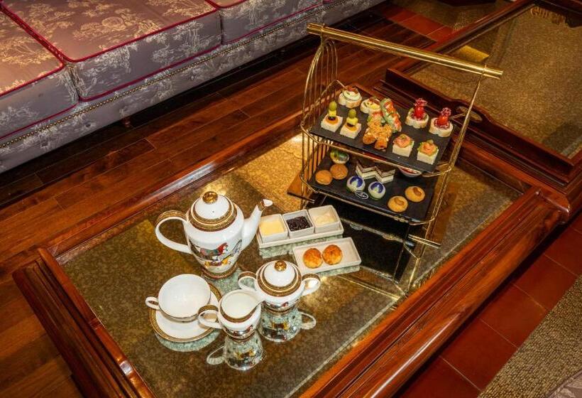 هتل Silk Path Grand Hue