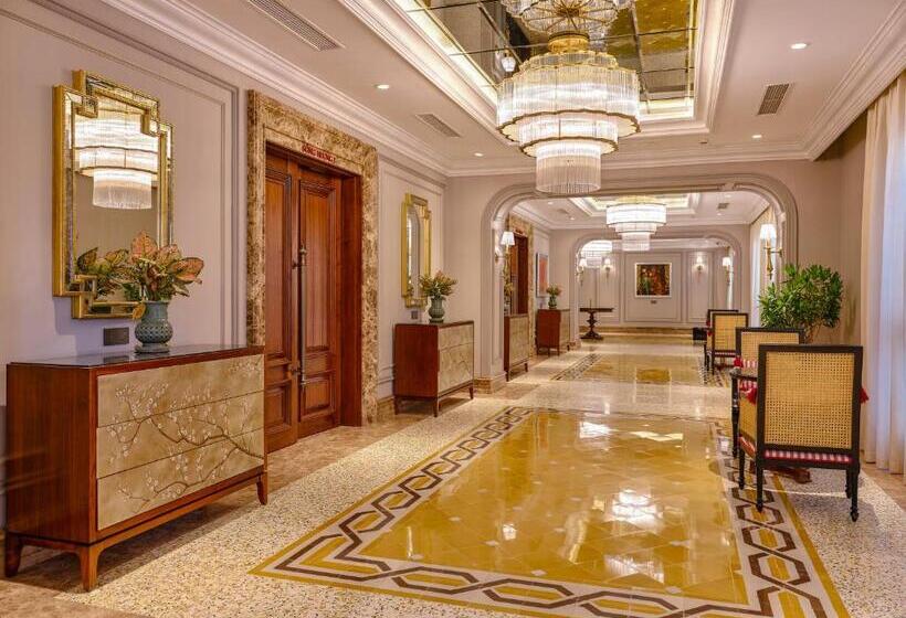 هتل Silk Path Grand Hue