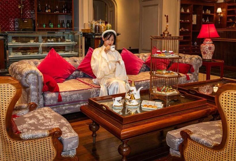 هتل Silk Path Grand Hue