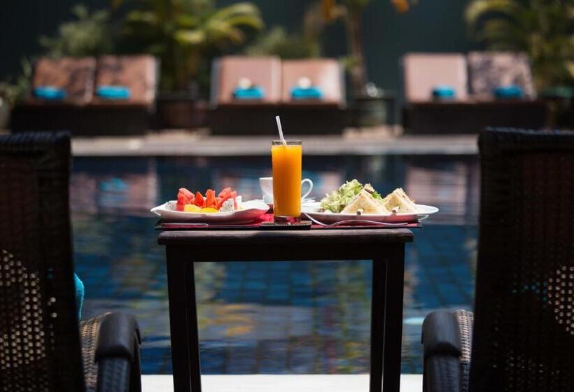 فندق Heritage Suites