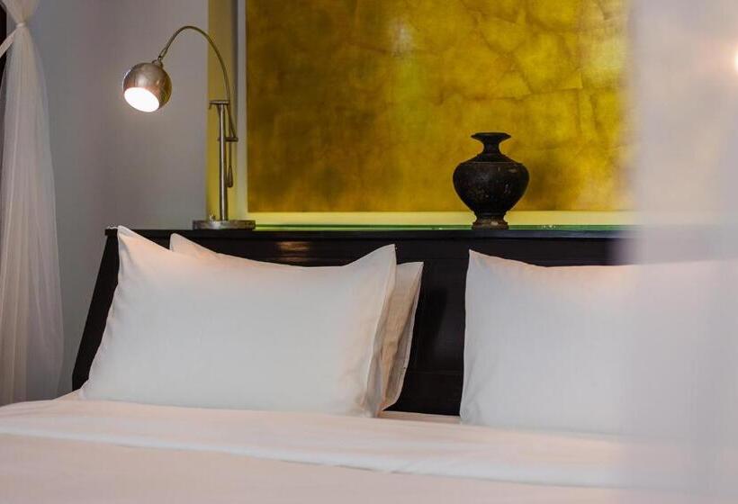 فندق Heritage Suites