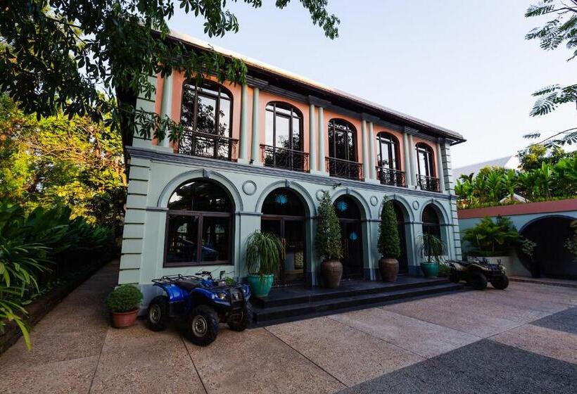 فندق Heritage Suites